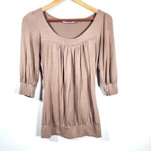 Light Brown Women's Rosebud Quarter Sleeve Blouse
